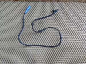 Датчик ABS передний Citroen C3 Picasso 2008-2017,207 2006-2013,DS3 2009-2015,208 2012>,301 2013>,C-Elysee 2012>,2008 2013> (9665455580 4545J9) — фото 1