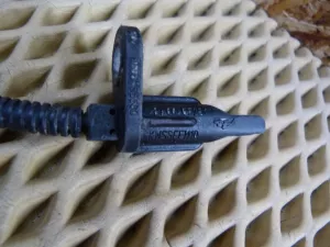 Датчик ABS передний Citroen C3 Picasso 2008-2017,207 2006-2013,DS3 2009-2015,208 2012>,301 2013>,C-Elysee 2012>,2008 2013> (9665455580 4545J9) — фото 2