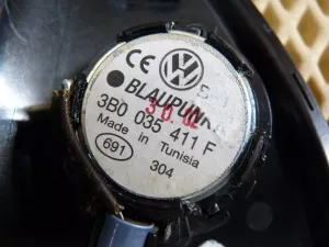 Уголок двери передней внутренний VW Passat [B5] 2000-2005 (3B0837994 3B0837993) — фото 21