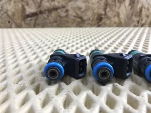 Форсунка инжекторная электрическая Nissan Almera (G15) 2013-2018 Renault Clio II/Symbol 1998-2008 Renault Kangoo 2003-2008 Renault Laguna 1998-2001 Renault Laguna II 2001-2008 Renault Megane I 1999-2004 Renault Megane II 2003-2009 Renault Scenic 1999-2003 Renault Scenic II 2003-2009 Renault Clio II/Symbol 1998-2008 VAZ Lada Largus 2012> (КОМПЛЕКТ 8200132254) — фото 4