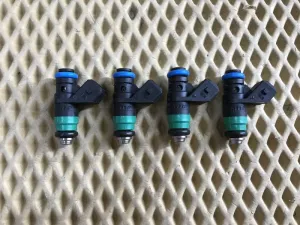 Форсунка топливная Nissan Almera (G15) 2013-2018 Renault Clio II/Symbol 1998-2008 Renault Kangoo 2003-2008 Renault Laguna 1998-2001 Renault Laguna II 2001-2008 Renault Megane I 1999-2004 Renault Megane II 2003-2009 Renault Scenic 1999-2003 Renault Scenic II 2003-2009 Renault Clio II/Symbol 1998-2008 VAZ Lada Largus 2012> (КОМПЛЕКТ 8200132254) — фото 1