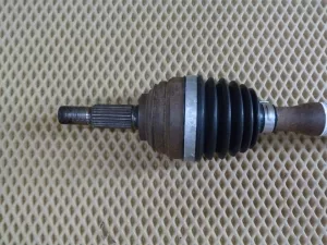 Полуось передняя левая Nissan Almera (G15) 2013-2018 (391014511R СЛОМАН СТОПОР НА ВНУТРЕННЕЙ ГРАНАТЕ) — фото 2