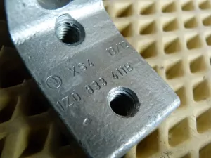 Петля двери задней левой Skoda Octavia (A5 1Z-) 2004-2013 (1Z0833401B) — фото 4