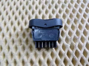 Кнопка стеклоподъемника Nissan Almera (G15) 2013-2018 — фото 2