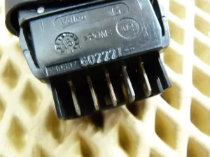 Кнопка стеклоподъемника Nissan Almera (G15) 2013-2018 (254114AA0A) — фото 4