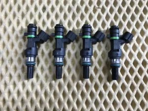 Форсунка инжекторная электрическая Nissan Cube (Z12) 2008-2020 Nissan Micra (K12E) 2002-2010 Nissan Note (E11) 2006-2013 Nissan NV200 (M20) 2009> Nissan Qashqai+2 (JJ10) 2008-2014 Nissan Qashqai (J10) 2006-2014 Nissan Tiida (C11) 2007-2014 (КОМПЛЕКТ 16600ED000) — фото 1
