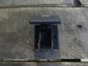 Ручка открывания капота Cadillac SRX 2003-2009,CTS 2002-2008,STS 2005-2011,CTS 2008-2013 (25712639) — фото 1