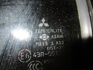 Стекло двери задней левой (форточка) Mitsubishi Lancer (CS/Classic) 2003-2008 — фото 3