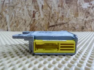 Блок управления AIR BAG Renault Clio II/Symbol 1998-2008 (8200375761 BOSCH 0285001157) — фото 3