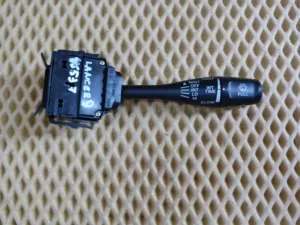 Переключатель стеклоочистителей Mitsubishi Lancer (CS/Classic) 2003-2008 (8612A001) — фото 1