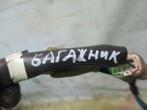 Проводка двери багажника Toyota Avensis II 2003-2008 (ДВЕРИ БАГАЖНИКА 8218505080) — фото 5