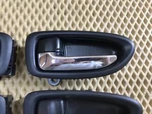 Ручка внутренняя двери Nissan Almera (G15) 2013-2018 (80670EX70A 80683EX70A) — фото 4