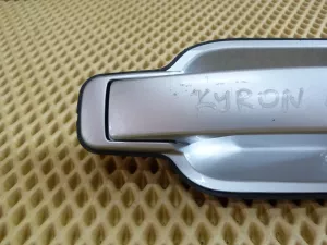 Ручка наружная двери передней левая Ssang Yong Kyron 2005-2015,Actyon 2005-2012,Actyon Sport 2006-2012,Actyon Sport 2012> (СО ВСТАВКОЙ 7244009003ABS) — фото 2