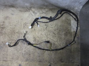 Проводка двери багажника Nissan Tiida (C11) 2007-2014 (24051EM30A) — фото 1