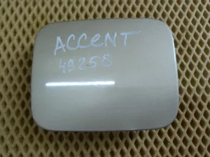 Лючок бензобака Hyundai Accent II (+ТАГАЗ) 2000-2012 — фото 1