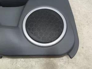 Обшивка двери задней левой Mazda 3 (BK) 2002-2009 (СЕДАН ХЕТЧБЭК ЭЛЕКТРИКА B36D6855YA02) — фото 13