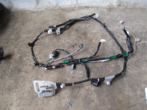 Проводка двери багажника Toyota Auris (E15) 2006-2012 (ДВЕРИ БАГАЖНИКА 8218402140) — фото 1
