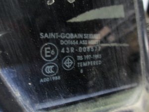 Стекло двери задней правой (форточка) Mazda 3 (BK) 2002-2009 (СЕДАН BN8V72661A) — фото 3