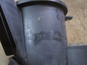 Абсорбер (фильтр угольный) Audi A4 [B8] 2007-2015 Audi A4 [B8] Allroad 2009-2015 Audi A5/S5 [8F] Cabrio 2010-2016 Audi A5/S5 [8T] Coupe/Sportback 2007-2016 Audi A6 [C7,4G] 2011-2018 Audi A8 [4H] 2010-2017 Audi Q5 [8R] 2008-2017 Audi Q7 [4M] 2015> Audi Q8 (4MN) 2018> Porsche Cayenne 2017> Porsche Macan 2013> VW Touareg 2018> (8K0201799G) — фото 4