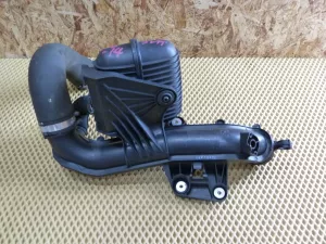 Патрубок интеркулера Audi A4 [B8] 2007-2015 (8K0145673AJ 8K0145709H В СБОРЕ С РЕЗОНАТОРОМ 8K0129955A) — фото 6