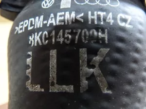Патрубок интеркулера Audi A4 [B8] 2007-2015 (8K0145673AJ 8K0145709H В СБОРЕ С РЕЗОНАТОРОМ 8K0129955A) — фото 8
