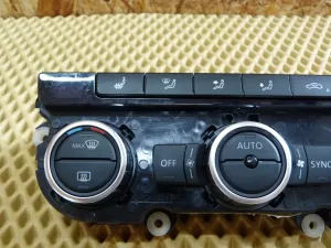 Блок управления климатической установкой VW Passat [B7] 2011-2015 (3AA907044AG) — фото 2