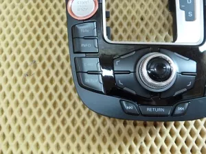 Блок кнопок Audi A4 [B8] 2007-2015 Audi A5/S5 [8T] Coupe/Sportback 2007-2016 Audi Q5 [8R] 2008-2017 (МУЛЬТИМЕДИЙНОЙ СИСТЕМЫ 8T0919609G) — фото 4