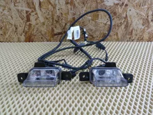 Фонарь задний в бампер VW Tiguan 2007-2011 VW Tiguan 2011-2016 (ЗАДНЕГО ХОДА КОМПЛЕКТ С ПРОВОДКОЙ 5N0971104C 5N0941071 5N0941072) — фото 1