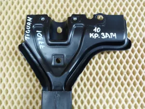 Кронштейн замка капота VW Tiguan 2011-2016 (5N0805567E) — фото 2