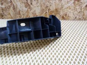 Направляющая заднего бампера VW Passat [B7] 2011-2015 (УНИВЕРСАЛ  3AF807394A 3AF807393) — фото 5