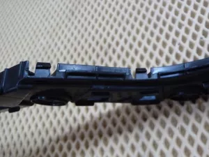 Направляющая заднего бампера VW Passat [B7] 2011-2015 (УНИВЕРСАЛ  3AF807394A 3AF807393) — фото 23