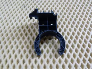 Кронштейн VW Tiguan 2007-2011 (БАЧКА ОМЫВАТЕЛЯ ЛОБОВОГО СТЕКЛА 5N0955195) — фото 2