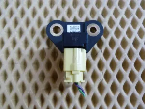 Датчик AIR BAG Nissan Teana J32 2008-2013 (K8830JY01J) — фото 1