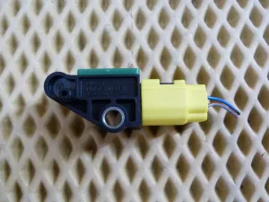 Датчик AIR BAG VW Tiguan 2007-2011 VW Tiguan 2011-2016 (5N0959351B) — фото 2