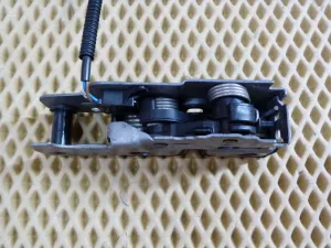 Замок капота VW Tiguan 2007-2011 VW Tiguan 2011-2016 (5N0823509A) — фото 4