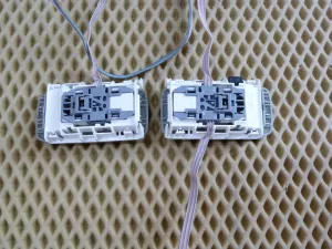 Плафон салонный Nissan Murano (Z51) 2008-2015 (БОКОВОЙ 26462JK00A) — фото 6