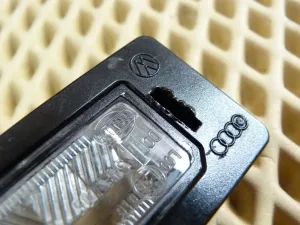 Фонарь подсветки номера Audi TT(8J) 2006-2015 (8T0943021) — фото 2