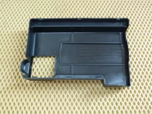 Крышка АКБ VW Tiguan 2016> (VW Tiguan MK2 2016-2022 VW Passat B8 2015-2022 VW Golf Sportsvan 2013-2018 VW Golf MK7 2015-2022 VW Touran 2015-2022 Seat Leon МК3 2013-2022 Seat Ateca 2016-2022 НЕ ОРИГИНАЛ!) — фото 5