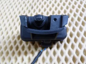 Активатор замка крышки бензобака VW Golf V 2003-2009 VW Golf VI 2009-2013 VW Scirocco 2008-2017 VW Tiguan 2007-2011 VW Tiguan 2011-2016 (5N0810773E) — фото 6