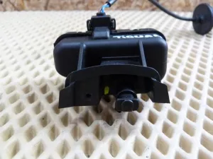 Активатор замка крышки бензобака VW Golf V 2003-2009 VW Golf VI 2009-2013 VW Scirocco 2008-2017 VW Tiguan 2007-2011 VW Tiguan 2011-2016 (5N0810773D) — фото 6