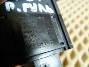 Кнопка корректора фар Audi A4 [B7] 2005-2007 (8E2919094B) — фото 5