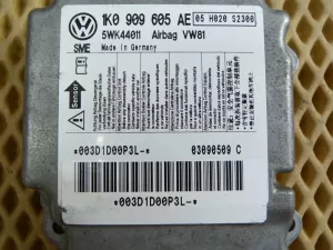 Блок управления AIR BAG VW Scirocco 2008-2017 (1K0909605AE) — фото 4