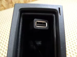 Подлокотник VW Scirocco 2008-2017 (1K0864207E 1K0863323Q 5N0035341H 5M0035724) — фото 9
