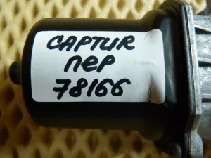 Моторчик стеклоочистителя передний Renault Captur 2013-2019 (788005947R) — фото 7