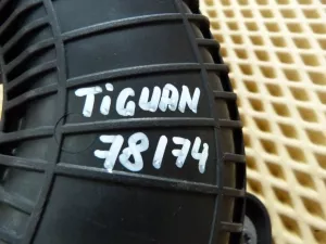 Патрубок интеркулера VW Tiguan 2007-2011 VW Tiguan 2011-2016 (1K0145840R 1K0145828F) — фото 12