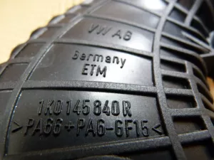 Патрубок интеркулера VW Tiguan 2007-2011 VW Tiguan 2011-2016 (1K0145840R 1K0145828F) — фото 11