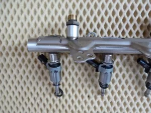 Рампа топливная VW Tiguan 2007-2011 VW Tiguan 2011-2016 (06H906036G 06J133317M 06J906051D) — фото 8
