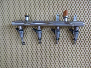 Рампа топливная VW Tiguan 2007-2011 VW Tiguan 2011-2016 (06H906036G 06J133317M 06J906051D) — фото 6
