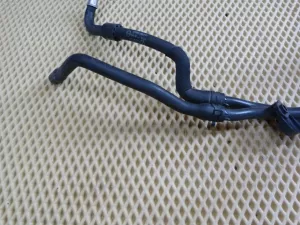 Патрубок радиатора VW Tiguan 2007-2011 VW Tiguan 2011-2016 (5N0122109H 3C0201293B 5N0122291 5N0122073P 06J121492C 1K0121070BD 06J133518F 3B0122291H 3B0122291B 1K0121109AL 5N0122101AH 5N0122157AG 4F0122293C 5N0122291C 5N0122051AF)  — фото 4