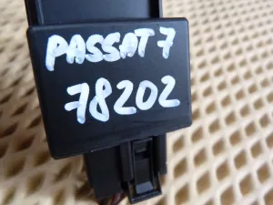 Реле топливного насоса VW Passat [B7] 2011-2015 (1K0906093F) — фото 6